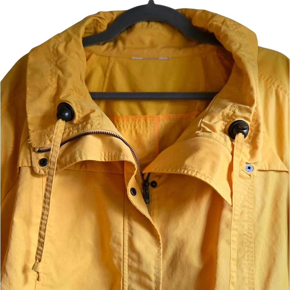 Chic‎ Yellow Funnel Neck Swing Rain Jacket, L 3/4 Sleeve Lightweight Windbreaker